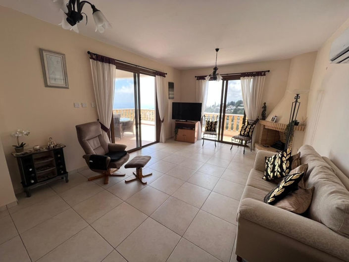 Image No.2-Maison de 4 chambres à vendre à Tala