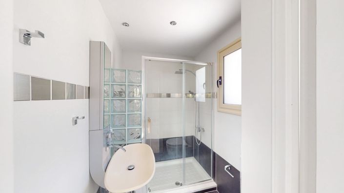 Image No.10-Maison de 4 chambres à vendre à Kissonerga