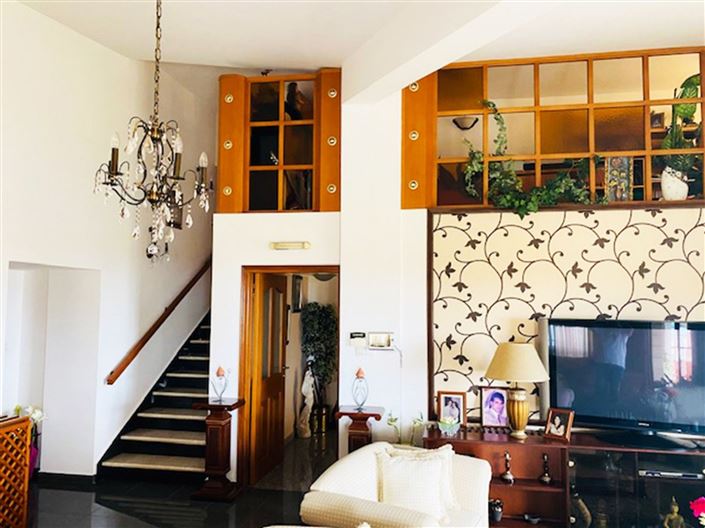 Image No.5-Maison de 7 chambres à vendre à Empa