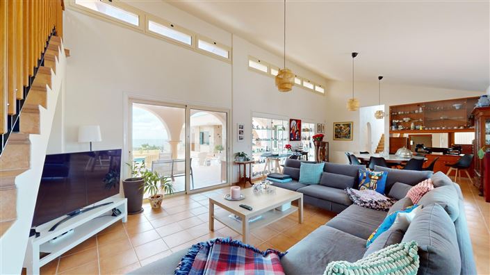 Image No.2-Maison de 6 chambres à vendre à Paphos