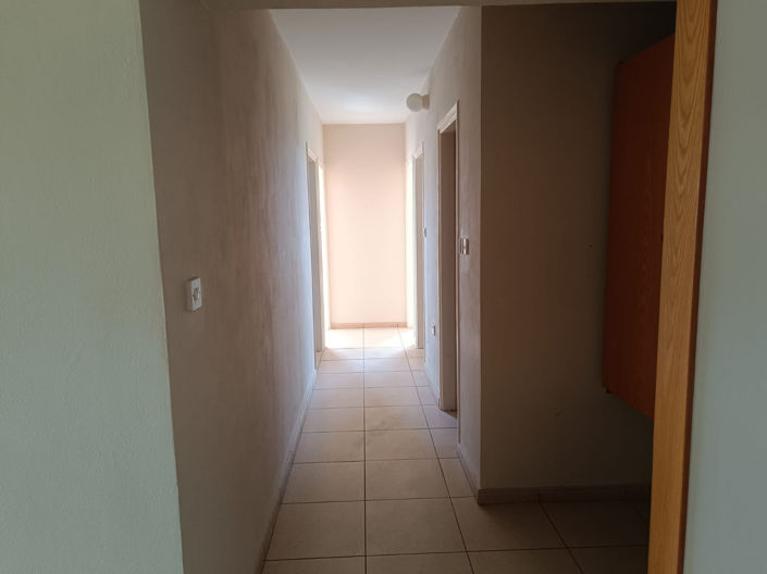 Image No.10-Appartement de 3 chambres à vendre à Empa