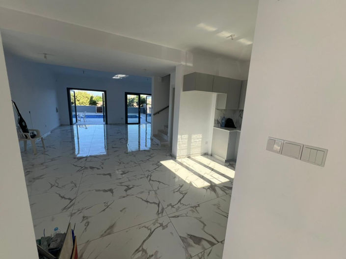 Image No.5-Maison de 3 chambres à vendre à Mandria