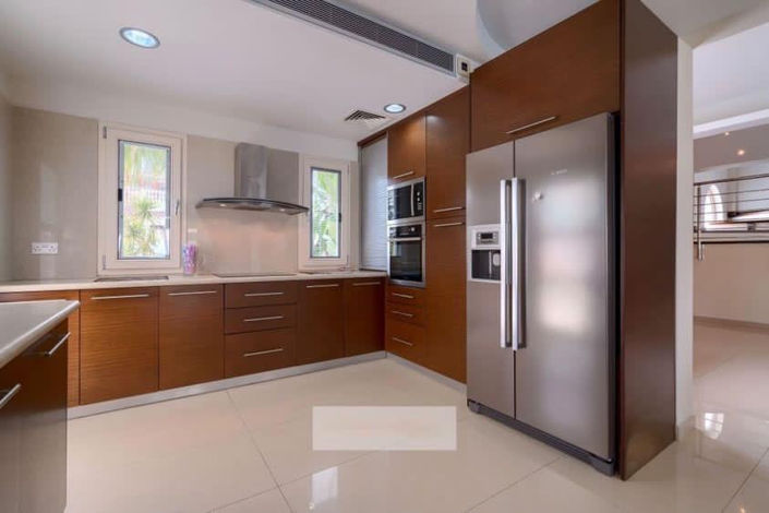 Image No.3-6 Bed House for sale