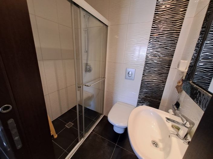 Image No.17-2 Bed Apartment for sale