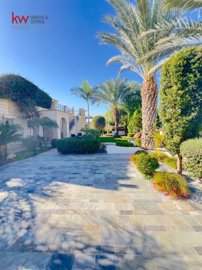 101b60f4-34f9-4e08-aad3-58ce5c98eda2