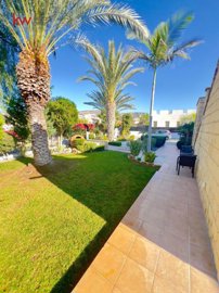 e87cc189-d13b-481d-a10e-db4b786e0cf2