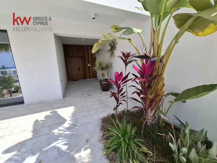 Image No.28-5 Bed Villa for sale