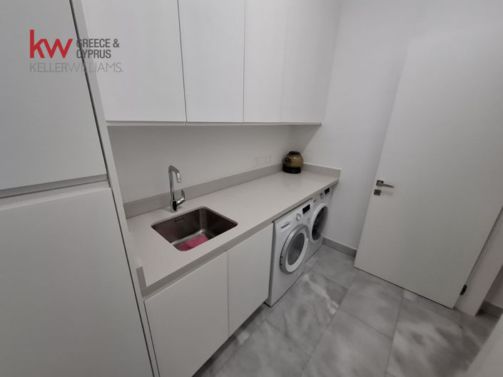 Image No.9-5 Bed Villa for sale