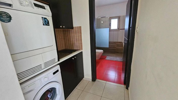 Image No.11-Maison de 5 chambres à vendre à Polemi