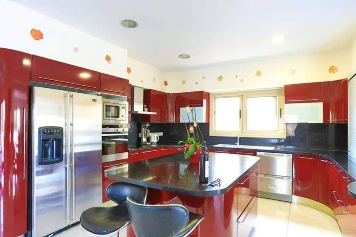 Image No.3-Maison de 5 chambres à vendre à Polemi