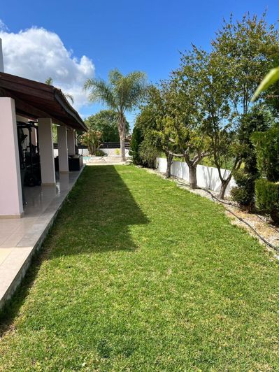 Image No.8-Maison de 5 chambres à vendre à Polemi