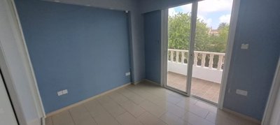 9ef427c4-0298-4249-94fb-f9b042f61fa2