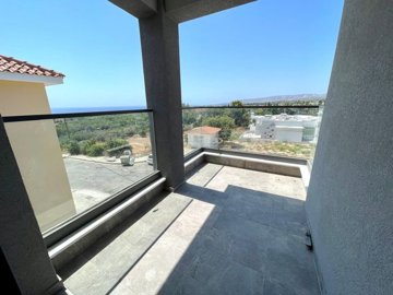 58c101e4-3c22-4a3c-935d-7bff1ff52942