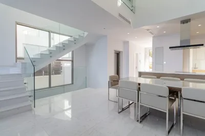 f9a39e55-4b04-4f69-ba33-682b7f045e74