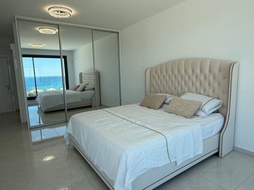 261d6127-5b3b-4ebc-b2df-1a9b360c8275