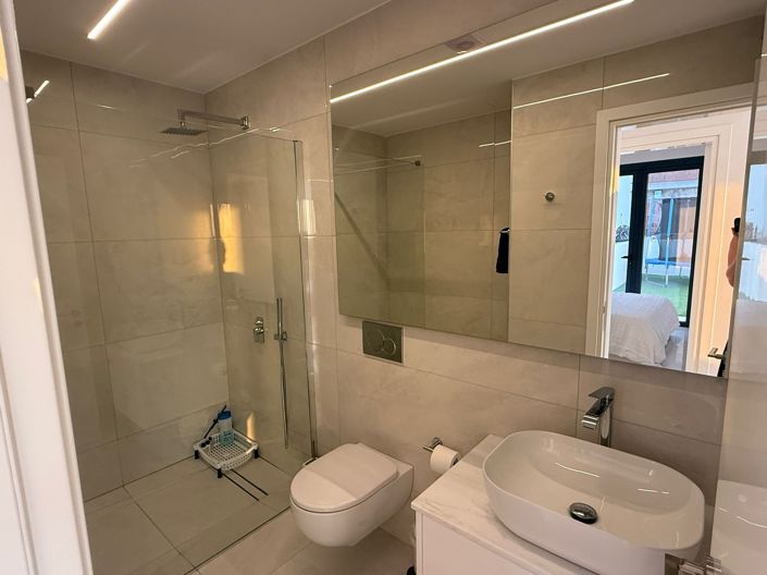 Image No.18-Maison de 4 chambres à vendre à Kissonerga