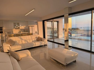 b7e2003f-248d-4825-830f-6dbf2571d5bc