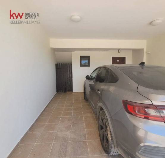 Image No.12-2 Bed House for sale