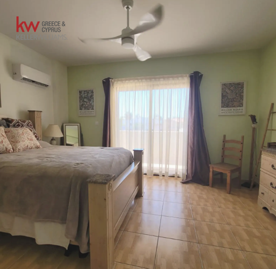 Image No.7-2 Bed House for sale