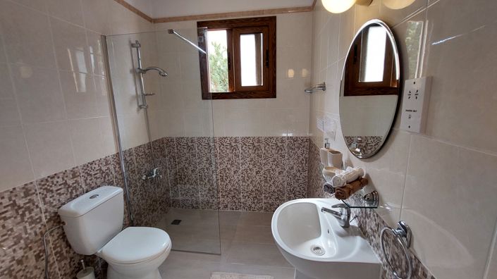 Image No.28-Commercial for sale