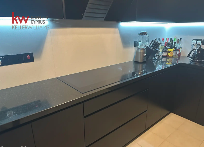 Image No.6-Maison de 8 chambres à vendre à Peyia