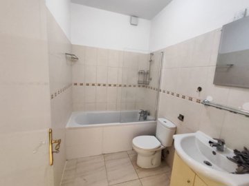 50bc60f8-bc49-42c6-b5d2-ba13cfaba82f