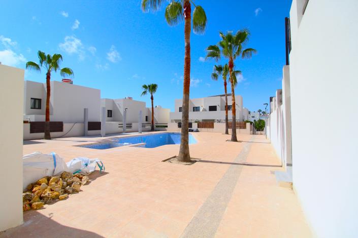 Image No.2-Villa de 3 chambres à vendre à Villamartin