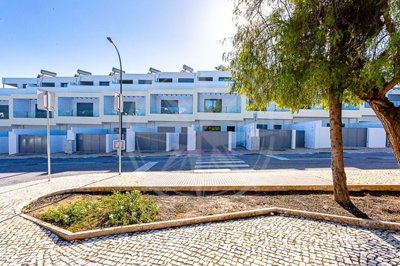 1987-339361-0086b5b4f2b294297643049c268e89554