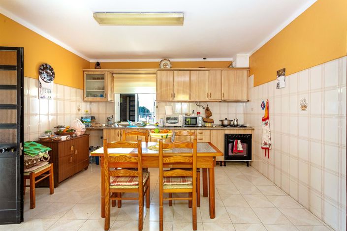 Image No.10-4 Bed Villa for sale