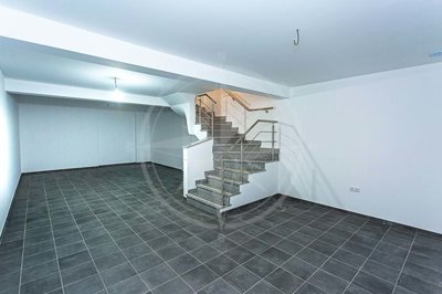 1987-349669-0086b5b4f2b294297643049c268e89554