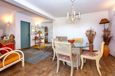 1987-359339-0086b5b4f2b294297643049c268e89554