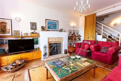 1987-359339-0086b5b4f2b294297643049c268e89554