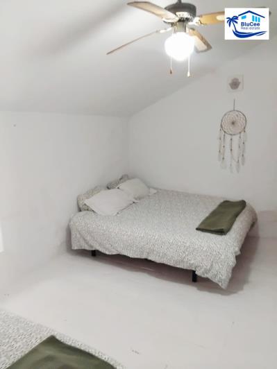 Image No.28-4 Bed House for sale