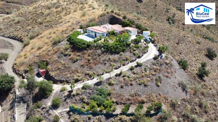 Image No.6-5 Bed House/Villa for sale