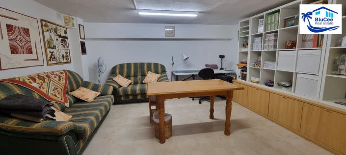 Image No.44-3 Bed Semi-Detached for sale