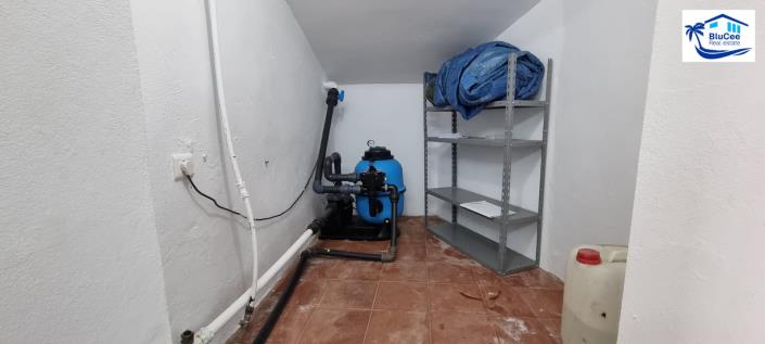 Image No.42-2 Bed Semi-Detached for sale