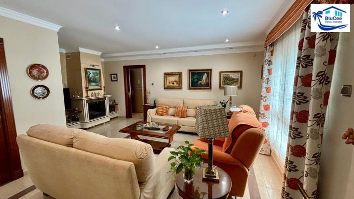 Image No.11-6 Bed House/Villa for sale