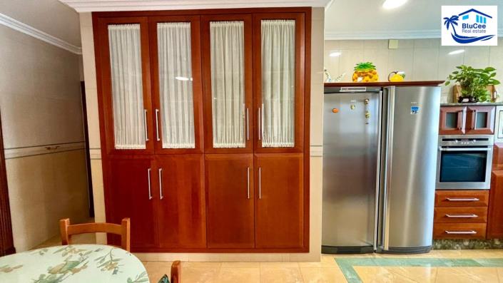 Image No.18-6 Bed House/Villa for sale