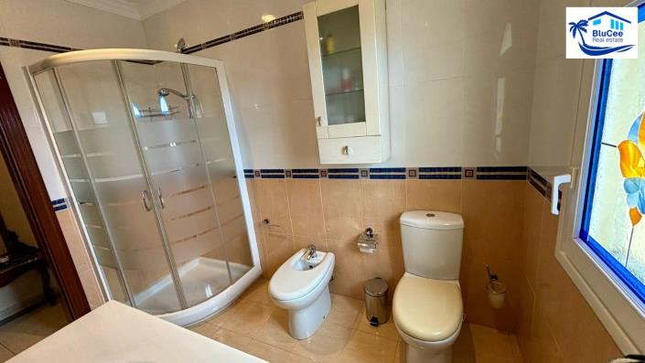 Image No.25-6 Bed House/Villa for sale