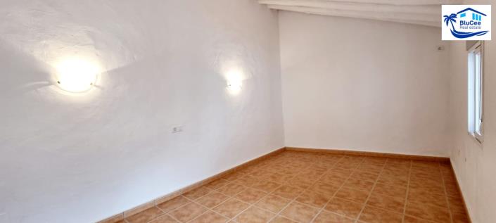 Image No.20-4 Bed Village House for sale