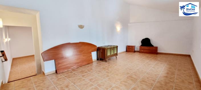 Image No.22-4 Bed Village House for sale