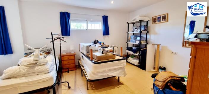 Image No.22-10 Bed Villa / Detached for sale