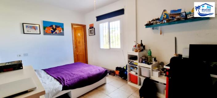 Image No.48-10 Bed Villa / Detached for sale