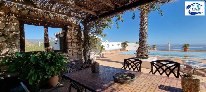 Image No.15-3 Bed Villa for sale