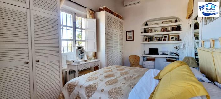 Image No.34-3 Bed Villa for sale