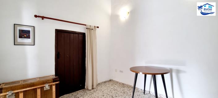 Image No.9-2 Bed House for sale