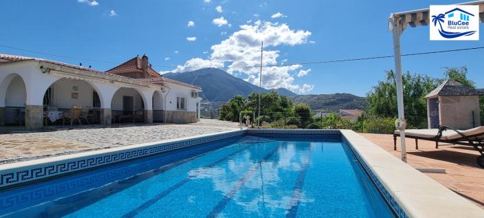 Image No.5-3 Bed Villa for sale