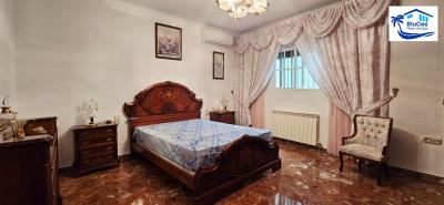 For-sale-one-level-independent-property--21-