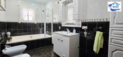 For-sale-one-level-independent-property--25-