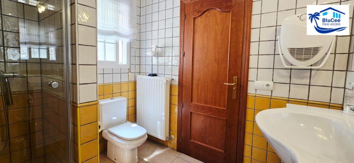 Image No.27-3 Bed Villa for sale